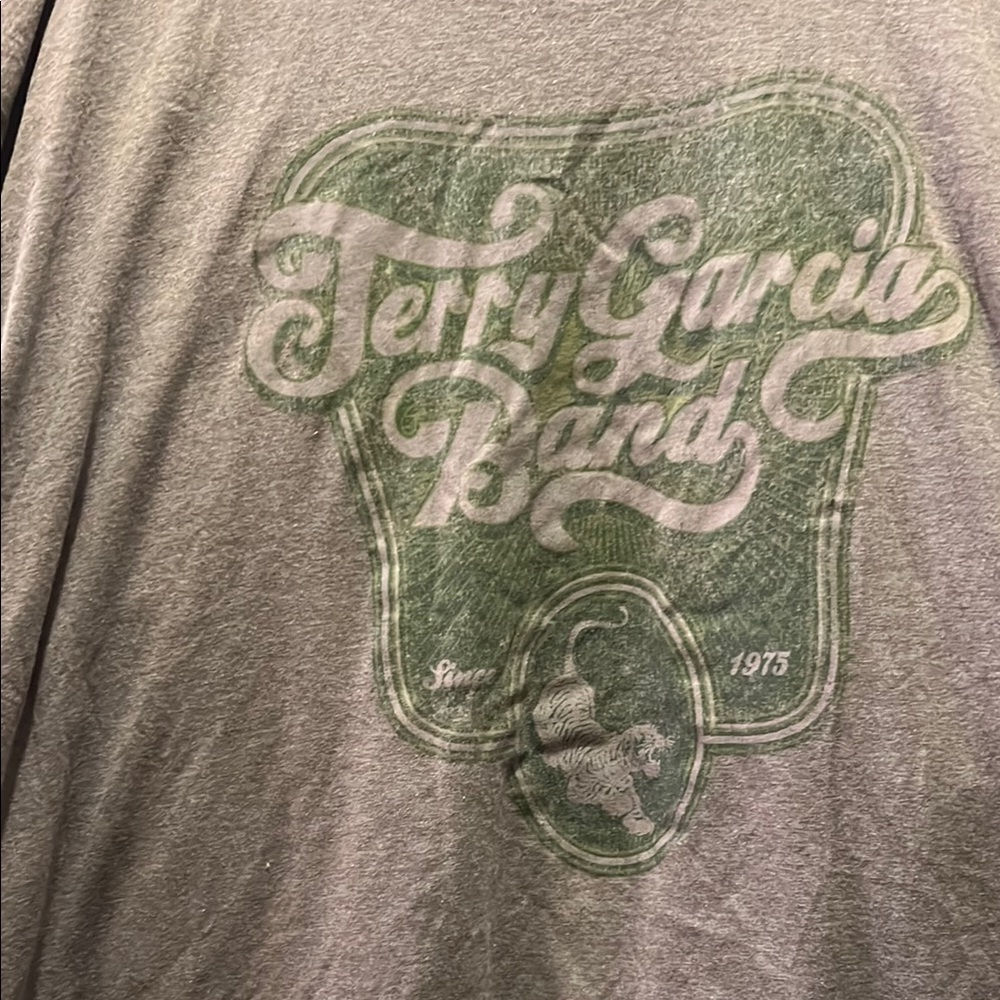 Jerry Garcia Band Short Sleeve Tee with Vintage Graphic Print. Grateful Dead